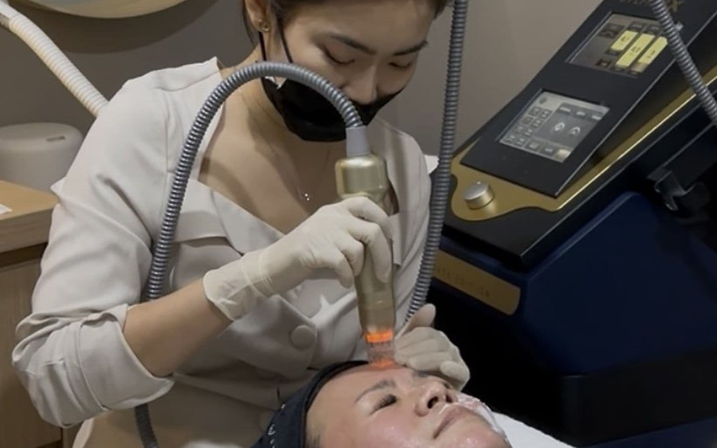 RF Microneedling treatment at Kaiteki Skin Aesthetic Clinic
